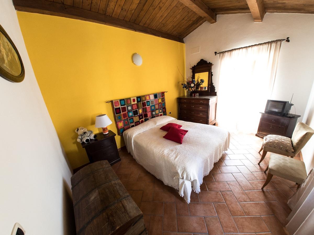 Casa Di Mamma Casa Vacanze Genga  Dış mekan fotoğraf